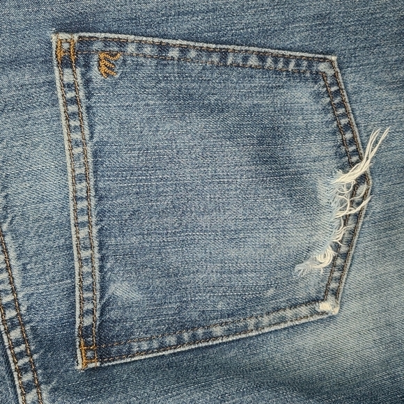 Madewell Rigid Demi Boot Crop Jeans with Vintage Wash - Picture 6 of 13